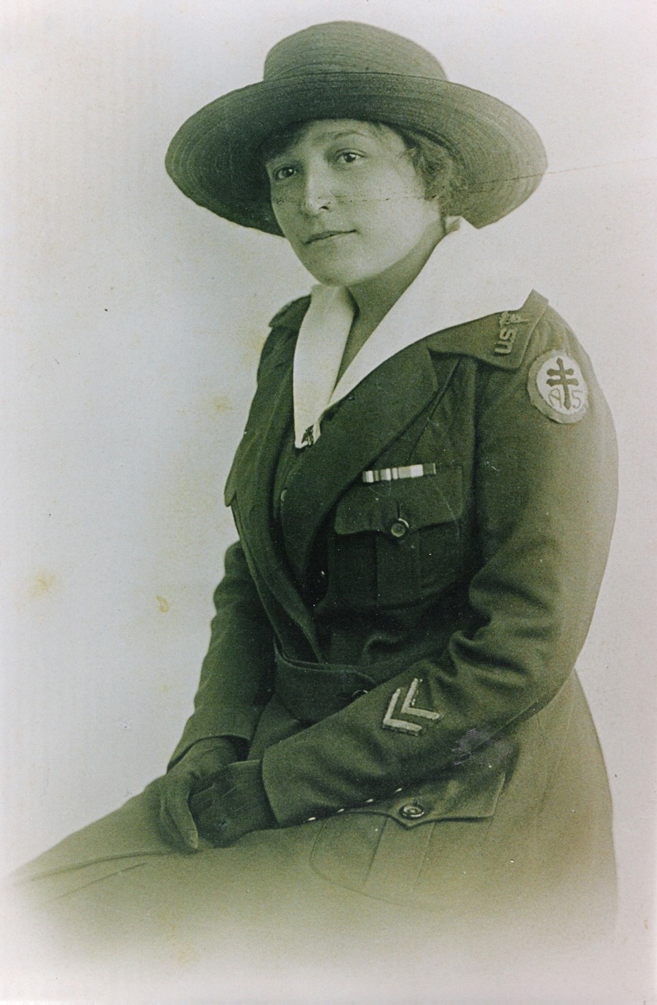 A scanned photograph of Edith Monture wearing a United States Army Nurse Corps uniform.