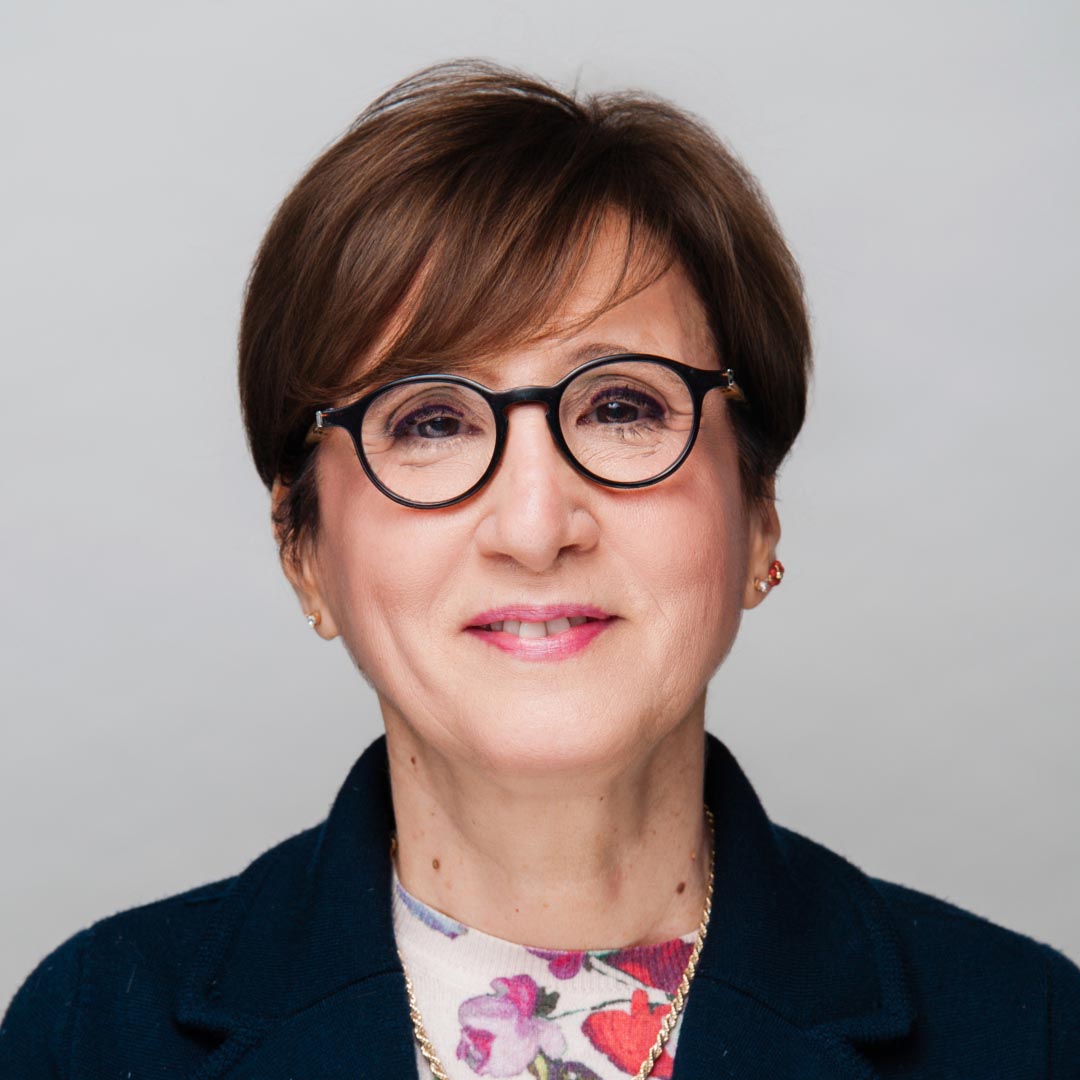 Silvie Crawford RN, BHScN, LLM - Droit de la santé Présidente et directrice générale